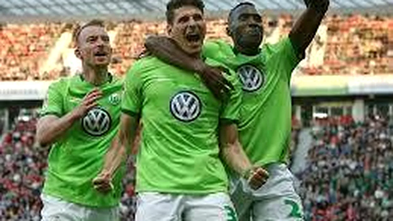 Trei puncte de aur câştigate de Wolfsburg pe terenul celor de la Hannover! Rezultatele etapei şi clasamentul în Germania!