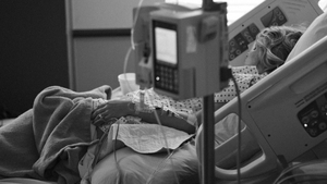 Boala care ucide un român în fiecare oră! Medicii susțin că renunțarea la fumat este obligatorie