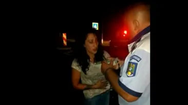 O șoferiță beată era să producă un carnagiu pe DN1! După accident, femeia a făcut circ cu polițiștii: „Atât am băut!”