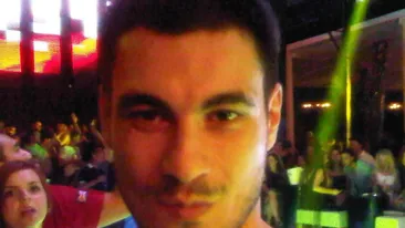 Relatia lui Piti Jr. cu Monica este tot mai serioasa. A prezentat-o parintilor si nu mai merge la evenimentele de familie fara ea