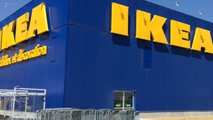 Ce salariu are, de fapt, un angajat de la IKEA? La cât ajunge cu bonusuri, plus decontări