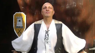 Un cantaret celebru de la noi a ajuns sa traiasca din mila oamenilor: Mama imi da bani. Prietenii mi-au intors spatele