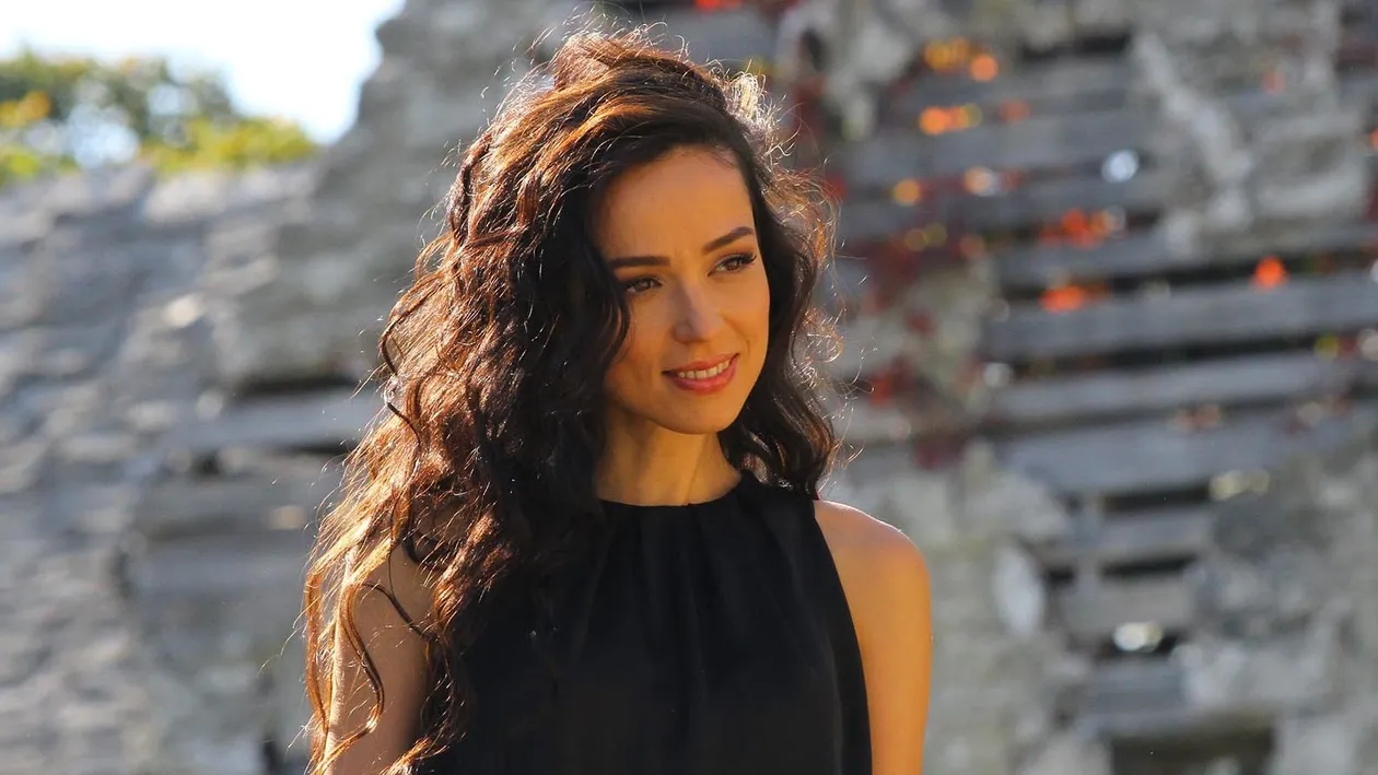 Olivia Steer șochează din nou! Ce le-a spus fanilor: ”De vopsit, nu m-am vopsit ... ”