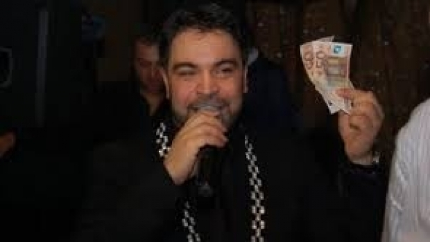 Florin Salam nu se regăseşte, de când Roxana a fugit de acasă: ”Nu l-am văzut niciodată aşa…”