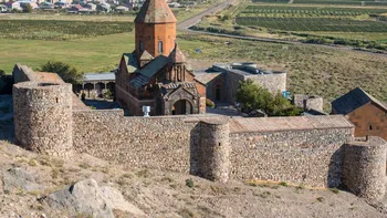 Check in | Vizita mea la Mănăstirea din Khor Virap din Armenia. Am văzut temnița lui Grigorie Iluminatorul, unde a fost închis 13 ani