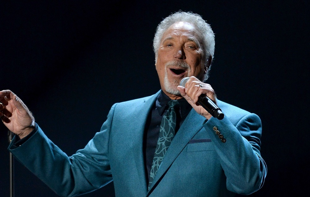 Tom Jones a fost şi el victima unei hărţuiri sexuale: „M-am simţit îngrozitor”
