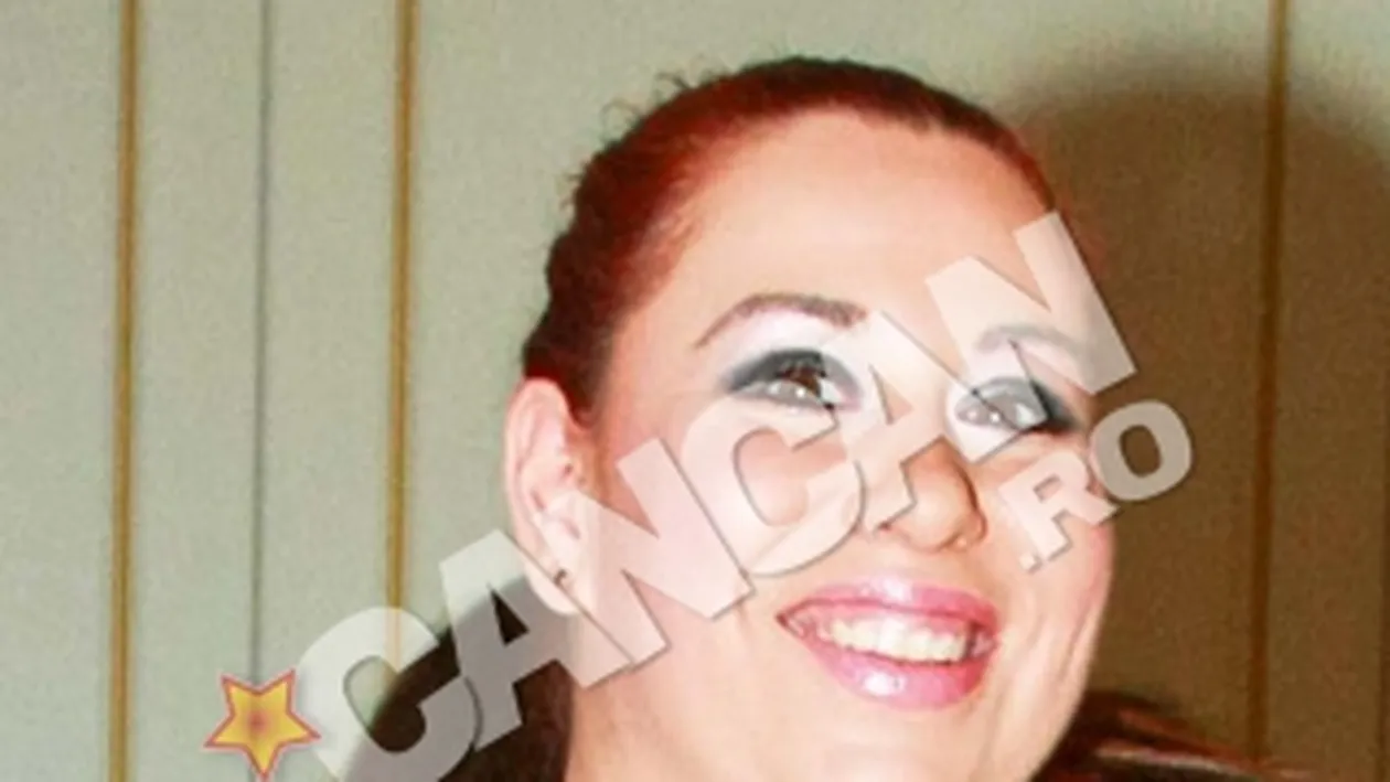 Ei bine, da! Oana Roman, la bine imbracate! Vezi cu ce tinuta a convins fiica fostului premier ca merita aprecieri