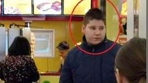 Nu e banc! Câți lei a făcut acastă tânără din Vaslui, din cerșit, în doar câteva minute