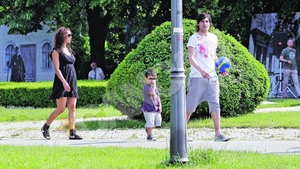 Brandan si-a alergat fiul prin parc