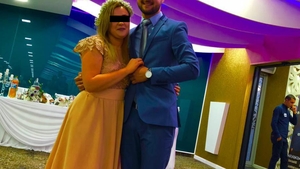 Scene terifiante la o petrecere de burlaci, în Gorj! Viitorul mire a fost bătut până a rămas fără un rinichi. Nunta a fost anulată!