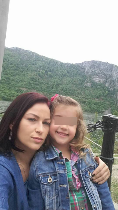 Divorţul a terminat-o psihic. Cum arată fosta soţie a unui antrenor din Liga 1
