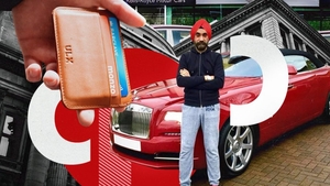 Povestea lui Reuben Singh care a făcut înconjurul lumii. A cerut un împrumut 5.000 de lire sterline de la o bancă și a garantat cu un Rolls Royce, în valoare de un sfert de milion | FOTO