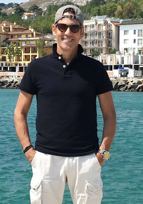 Ştefan Bănică Jr. s-a pozat în Balcic, în vacanţa în care a luat-o de nevastă pe Lavinia Pârva