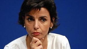 Eurodeputata din Franta face o confuzie grava! A spus "felatie", in loc de "inflatie", intr-o emisiune TV