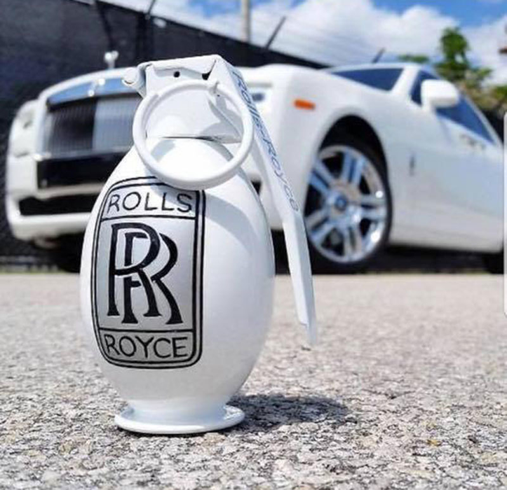 Edy Power este fan declarat al brand-ului Rolls Royce