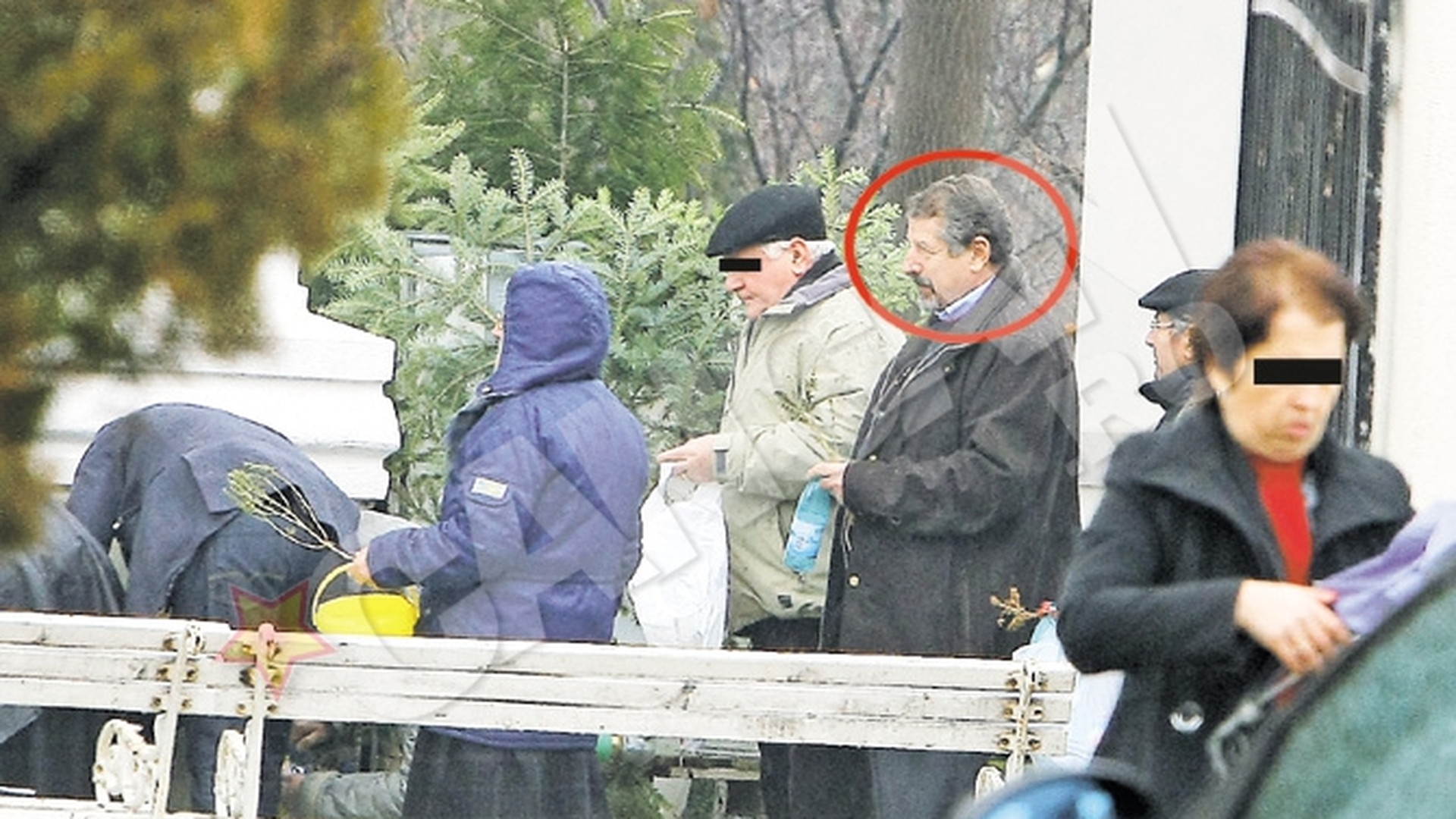 A ramas fara contract, dar nu si fara credinta. Ion Marin apeleaza la Divinitate pentru a-si salva fiica