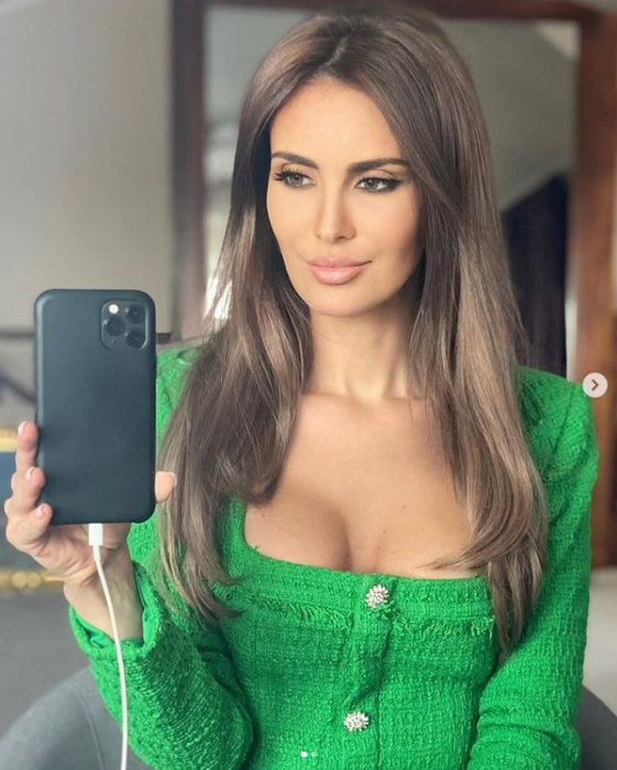 Cum arată şi cu ce se ocupă Ana Maria Pop, iubita lui Daniel Pavel. Prezentatorul Survivor România se iubeşte cu ea în secret. FOTO
