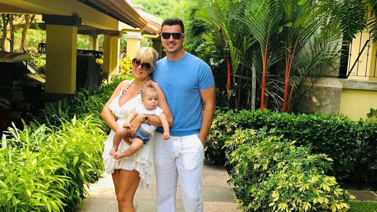 Sunt mai uniți ca niciodată! Elena Udrea, Adrian Alexandrov și micuța Eva Maria, portret de familie în Costa Rica
