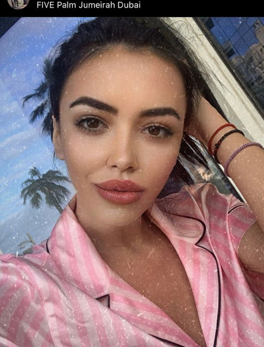 Simona Iacob, ”tratament” pe tărâmul miliardarilor