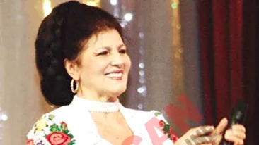 Marcel Pavel a primit cozonaci de la Irina Loghin!