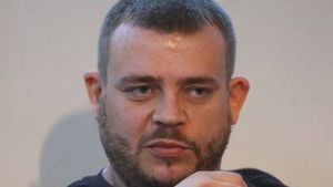 Nimeni nu a mai văzut-o AŞA pe soţia lui TATAEE! „Lumea crede că e amanta...“