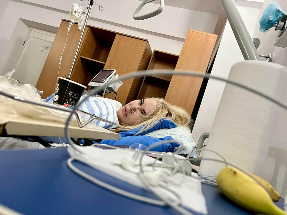 Viorica de la Clejani, operată de urgență! Intervenția a fost una complicată: ”Am auzit tot, timp de 3 ore!”