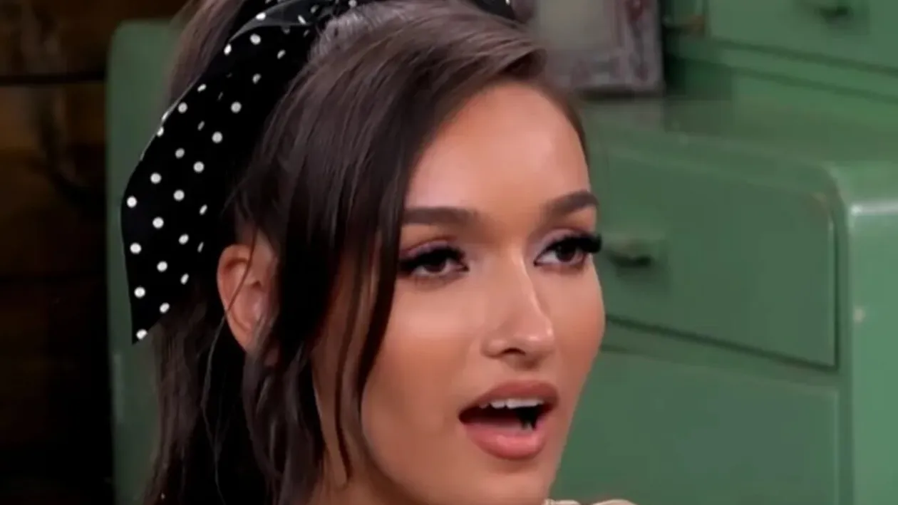 Cu ea a fost înlocuită Viviana Sposub! Antonia este model și e acum iubita lui Ionuț Rusu