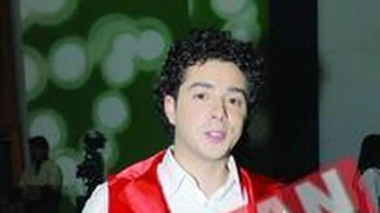 Marius Moga, reclamat de vedete