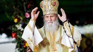 Patriarhia explică cum ar fi contactat ÎPS Pimen COVID-10. Câte persoane au fost expuse la virus