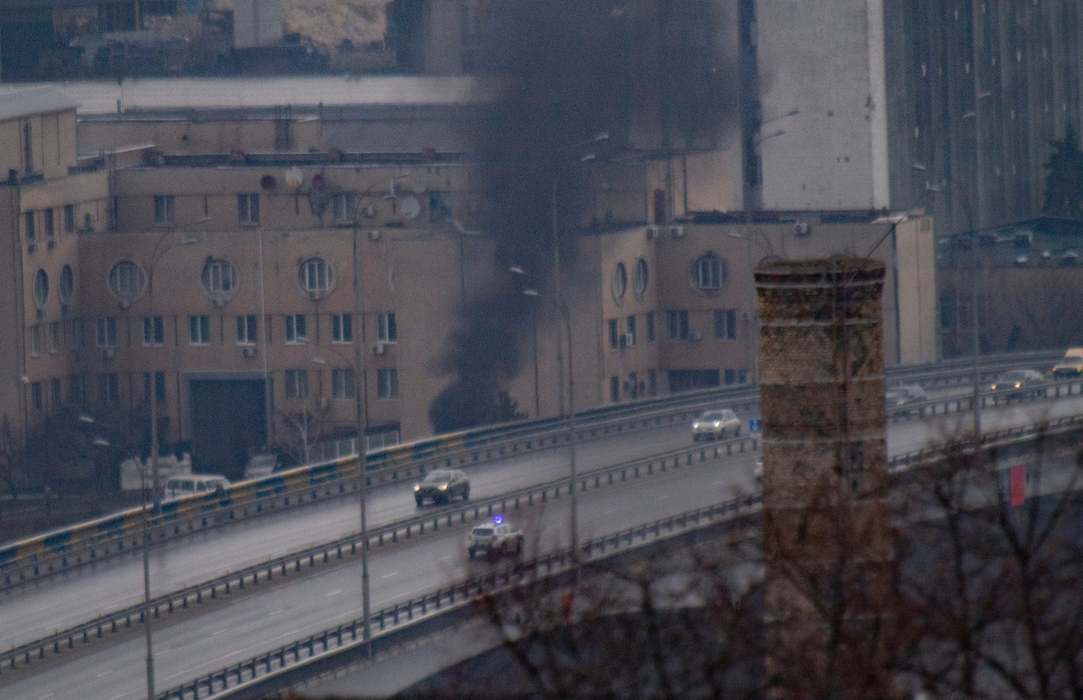 Imagini din capitala ucraineană Kiev, în timp ce forțele ruse încep invazia în estul țării, pe 24 februarie 2022. (Sursa foto: profimedia.ro)