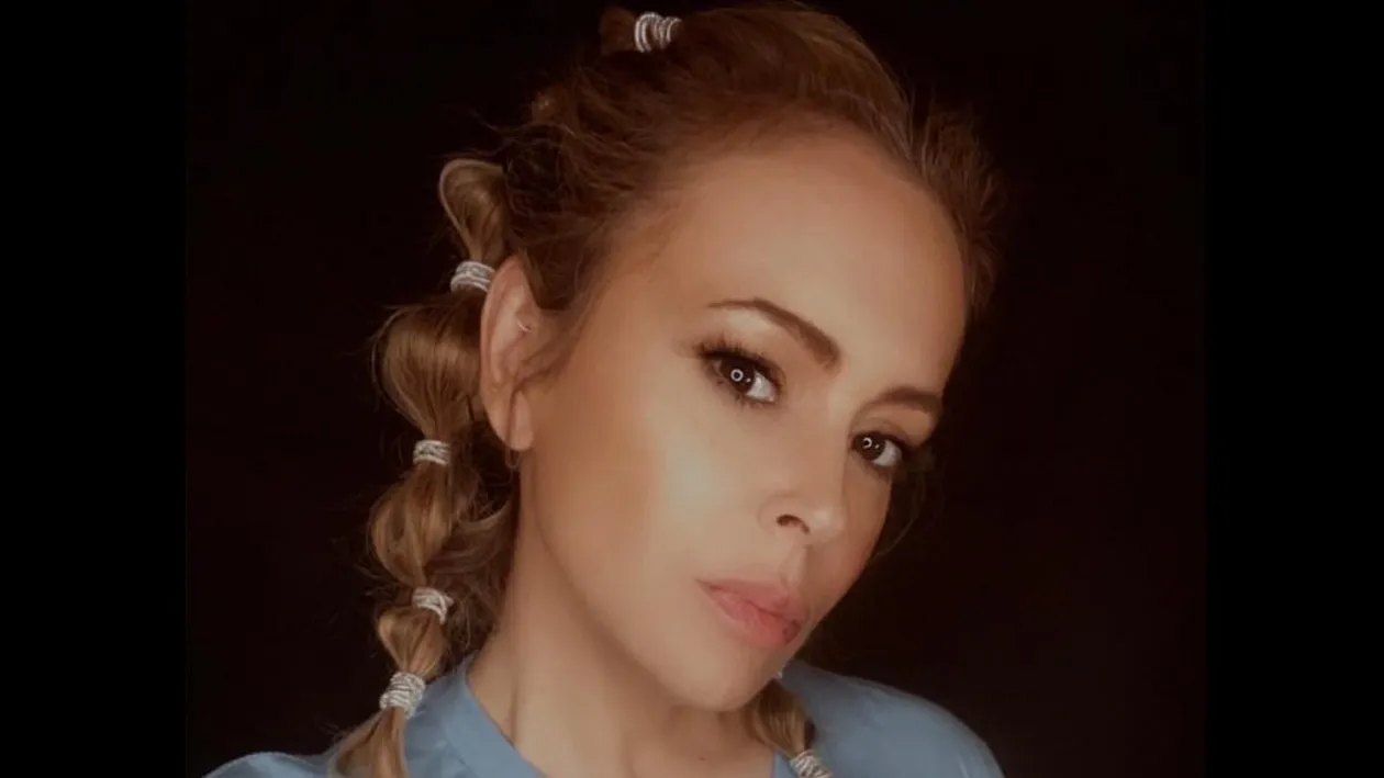 Alyssa Milano, implicată într-un accident de maşină. Unchiul ei a leșinat în timp ce era la volan!