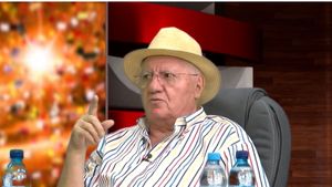 Ce pensie are Mitică Dragomir, de fapt. A dezvăluit suma la Dan Diaconescu DIRECT: ”10 ani am dat câte 6.000 de euro la stat”