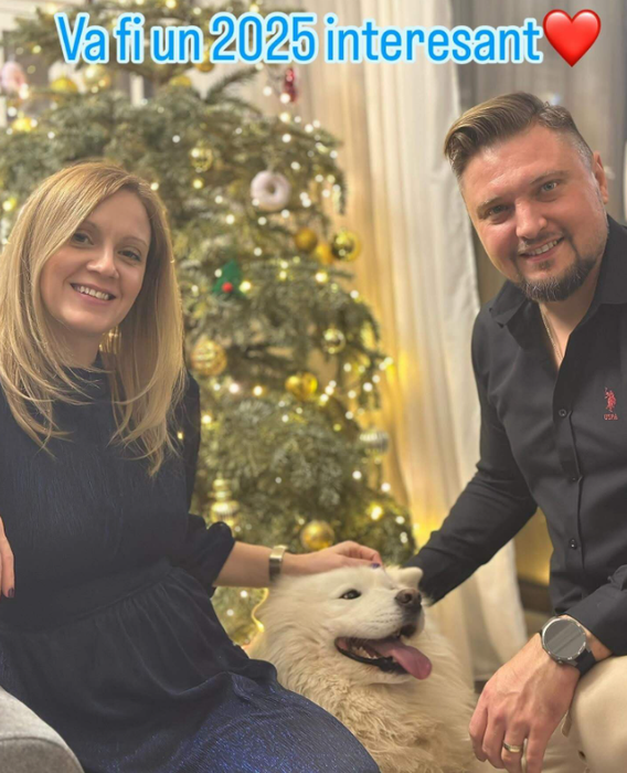 Adrian Velea, alături de familia sa/ Sursa foto: Instagram