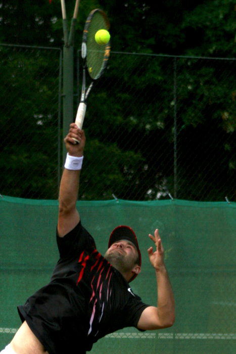 Andrei Mlendea ar fi fost primul iubit al Simonei Halep (Foto: Mediafax)