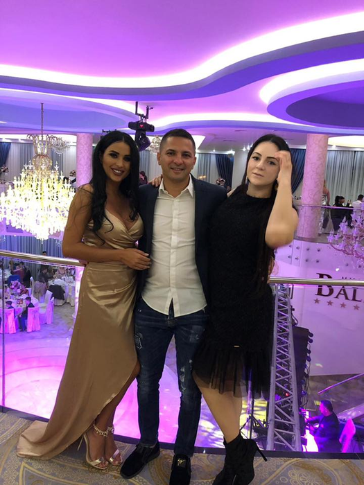 Daniela Crudu, dependentă de operații estetice de 10 ani! Cum arăta la debutul în showbiz, când era blondă şi fără silicoane