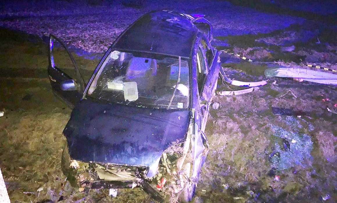 Sfârșit tragic pentru un călugăr din Constanța. A intrat cu mașina într-un pom, iar oamenii nu exclud varianta unei sinucideri