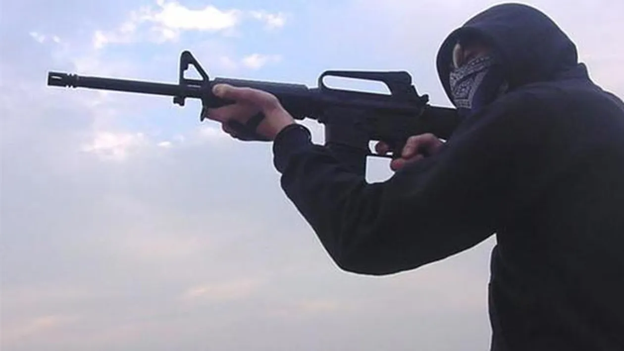 Descinderi în forţă a Poliţiei Române în Craiova! Au reţinut mai mulţi cetăţeni libanezi suspectaţi de terorism