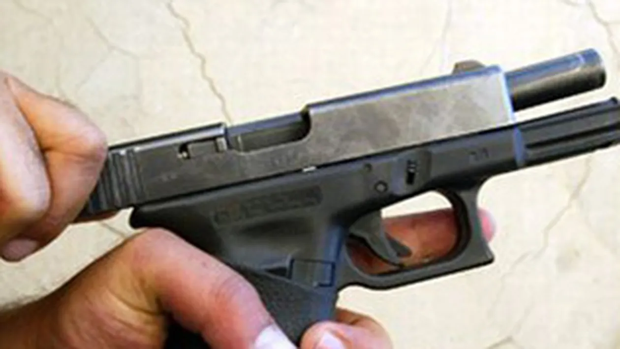 Impuscaturi in trafic la Bals, doua persoane au fost ranite usor