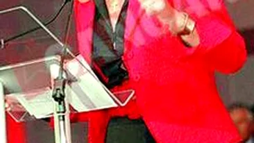 Corina Cretu vrea eliminarea vizelor SUA