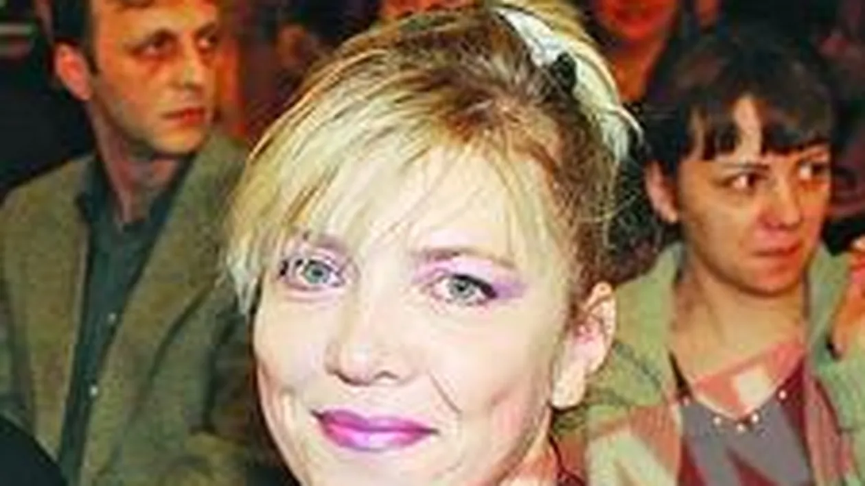 Silvia Dumitrescu vrea sa plece din Romania