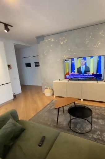 Selly s-a mutat în Capitală. Cum arată apartamentul de lux pe care l-a închiriat