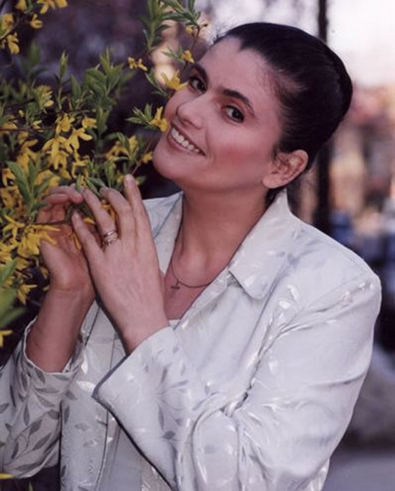 O mare artistă din România, la un pas să se prăbuşească pe scenă, la evenimentul în care Alexandru Arşinel a primit titlul de cetăţean de onoare! Toţi din sală au rămas înmărmuriţi