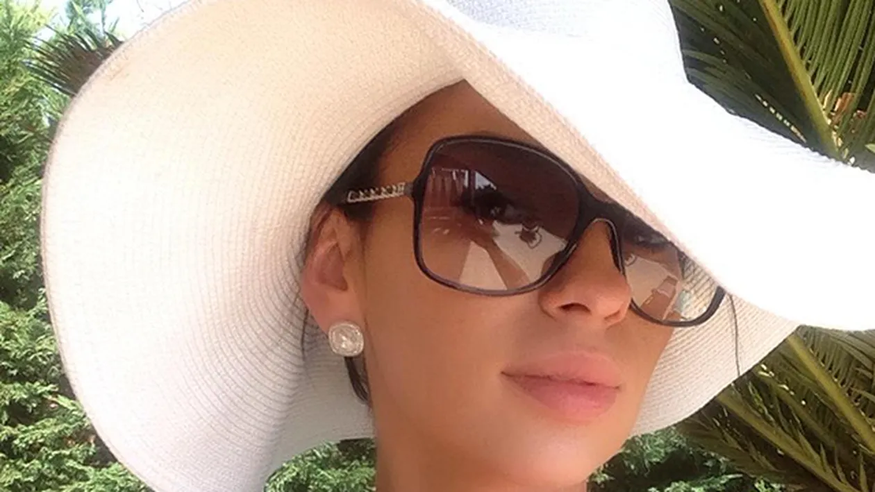 O mai tineti minte pe posesoarea celui mai mare bust din Romania? Uite cum arata acum Adina Barbu