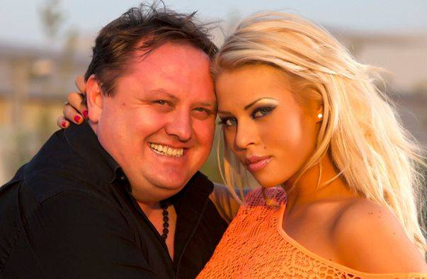 Roxana Nemeş s-a despărţit de Radu Groza după cinci ani