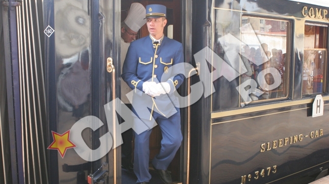 Detalii fascinante din "hotelul pe sine" Orient Express! Un trenulet-bijuterie de la vagonul de suveniruri costa 10.000 de euro! Afla cat trebuie sa platesti pentru serviciile de lux!