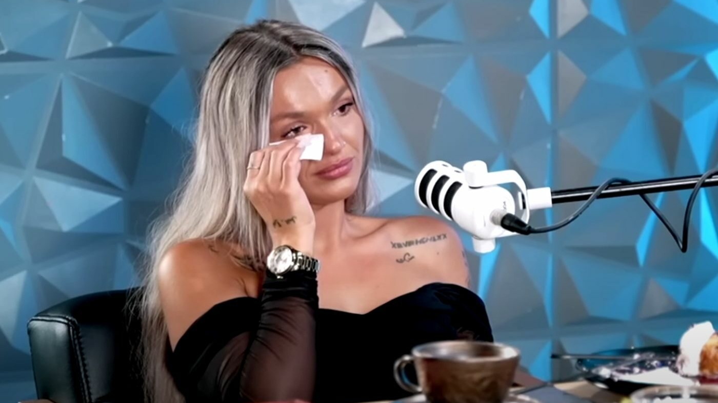 Ella Vișan primește lovitură după lovitură de când a fost dată afară de la Antena Stars! Ce a pățit fosta concurentă de la Insula Iubirii