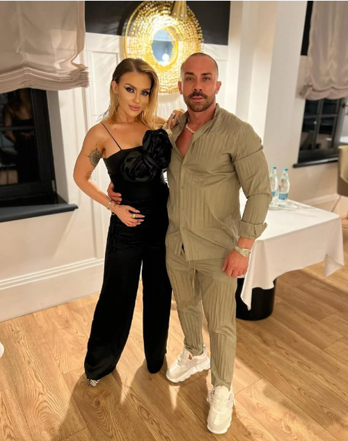 Oana Radu și Cătălin Dobrescu, pe vremea când formau un cuplu/ Sursa foto: Instagram