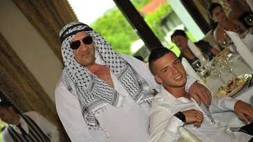 Nelson Mondialu isi imbraca fiul in aur! “Printul Transilvaniei” sclipeste de pe Marte cand isi pune bijuteriile!