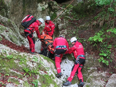 Tragedie în Munții Făgăraș! Un turist din Polonia a murit după ce a căzut într-o prăpastie