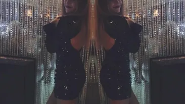 Răsturnare de situaţie în cazul morţii Andradei, studenta care a căzut în gol de la etajul patru. Ce variantă iau acum în calcul anchetatorii